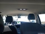  Volkswagen  Golf  VIII Berlina Life eTSI 1.0 TSI 110CV AT7 E6d #10