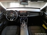  Alfa Romeo   STELVIO ALFA ROMEO / 2017 / 5P / SUV 2.2 TD 160 CV SUPER BUSINESS AT8 RWD #3