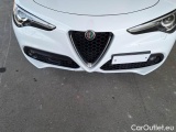  Alfa Romeo   STELVIO ALFA ROMEO / 2017 / 5P / SUV 2.2 TD 160 CV SUPER BUSINESS AT8 RWD #28