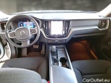  Volvo  XC60 VOLVO  / 2021 / 5P / SUV B4 D AUTOMATICO MOMENTUM PRO #3