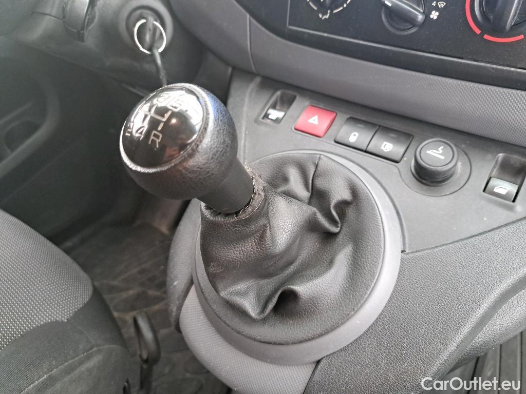  Peugeot  Partner  L1 Premium Pack 1.6 HDi 100CV BVM5 E6 #31