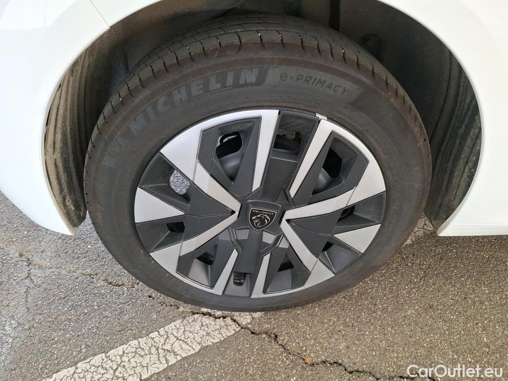  Peugeot  208  Active 1.2 PureTech 100CV BVM6 E6d #1
