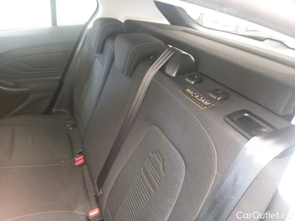  Ford  Focus FORD  / 2018 / 5P / Crossover 5P - 1.5 EcoBlue 120 ch S&S Active #1