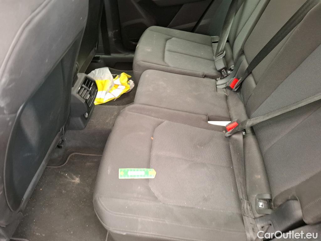  Audi  Q3  45 TFSI e Business Line 1.4 TFSI 245CV BVA6 E6d #25