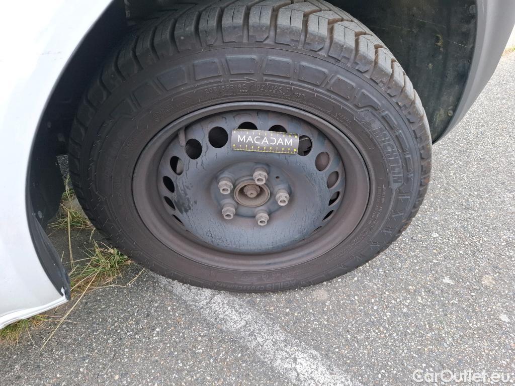  Volkswagen  Transporter VOLKSWAGEN  / 2019 / 4P / Fourgon tôlé 2.0 TDi 110 L1H1 Business #17