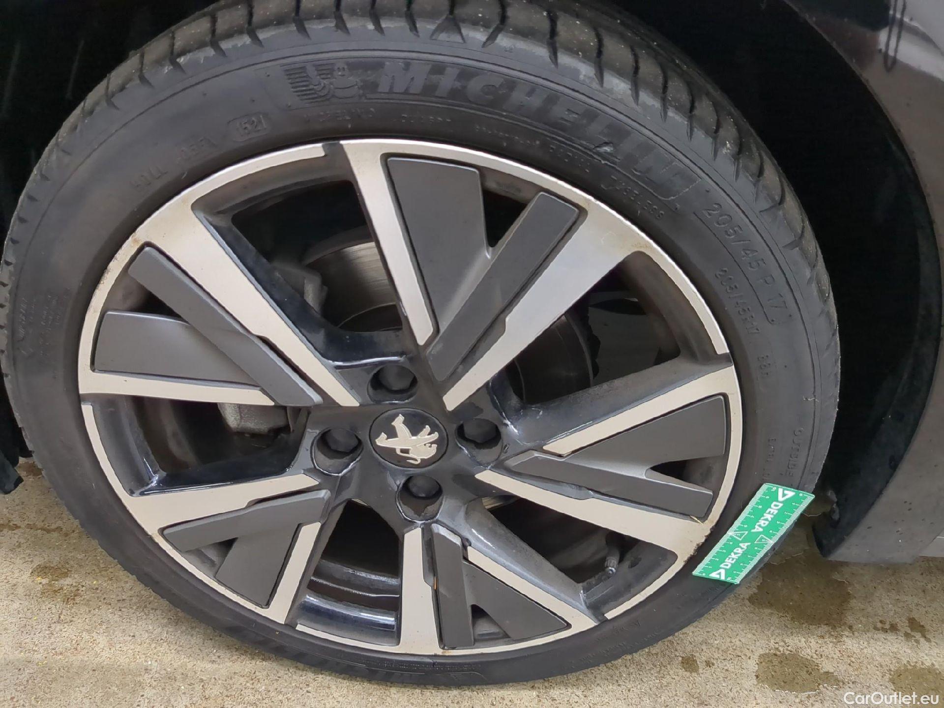  Peugeot  208  GT 1.2 PureTech 130CV BVA8 E6d #5