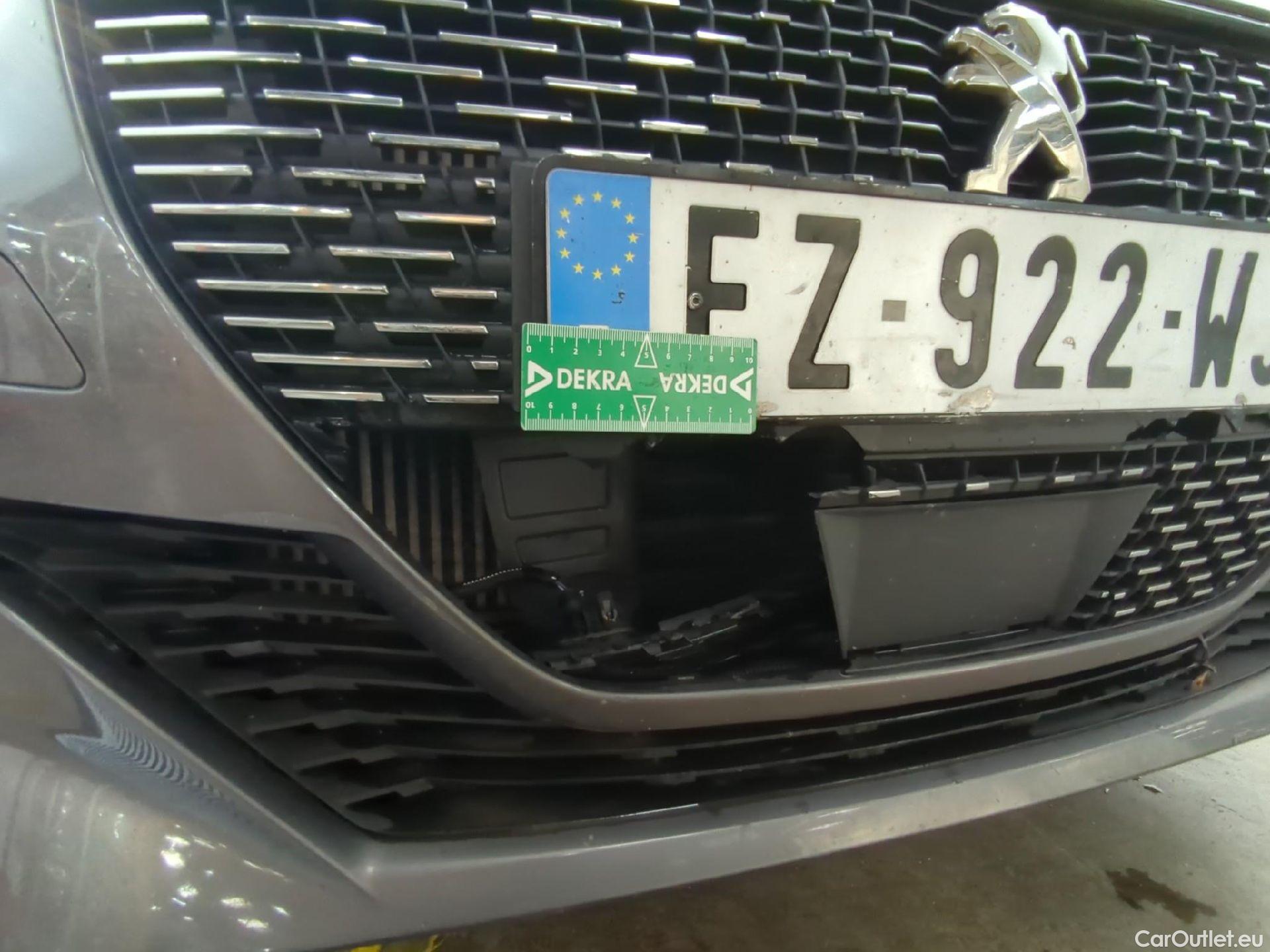  Peugeot  208  GT 1.2 PureTech 130CV BVA8 E6d #32