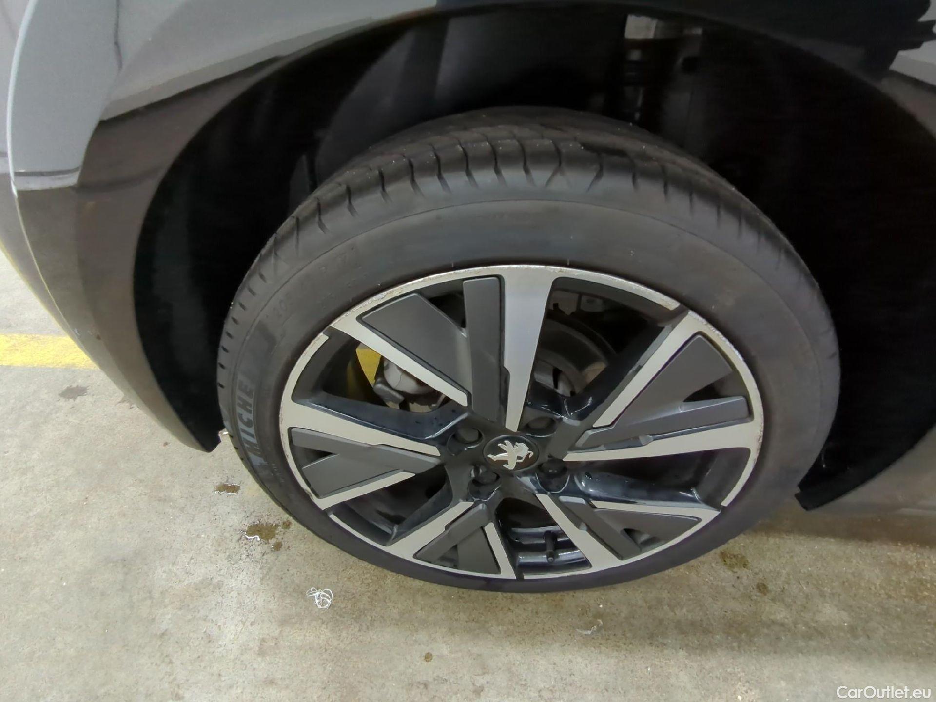  Peugeot  208  GT 1.2 PureTech 130CV BVA8 E6d #11