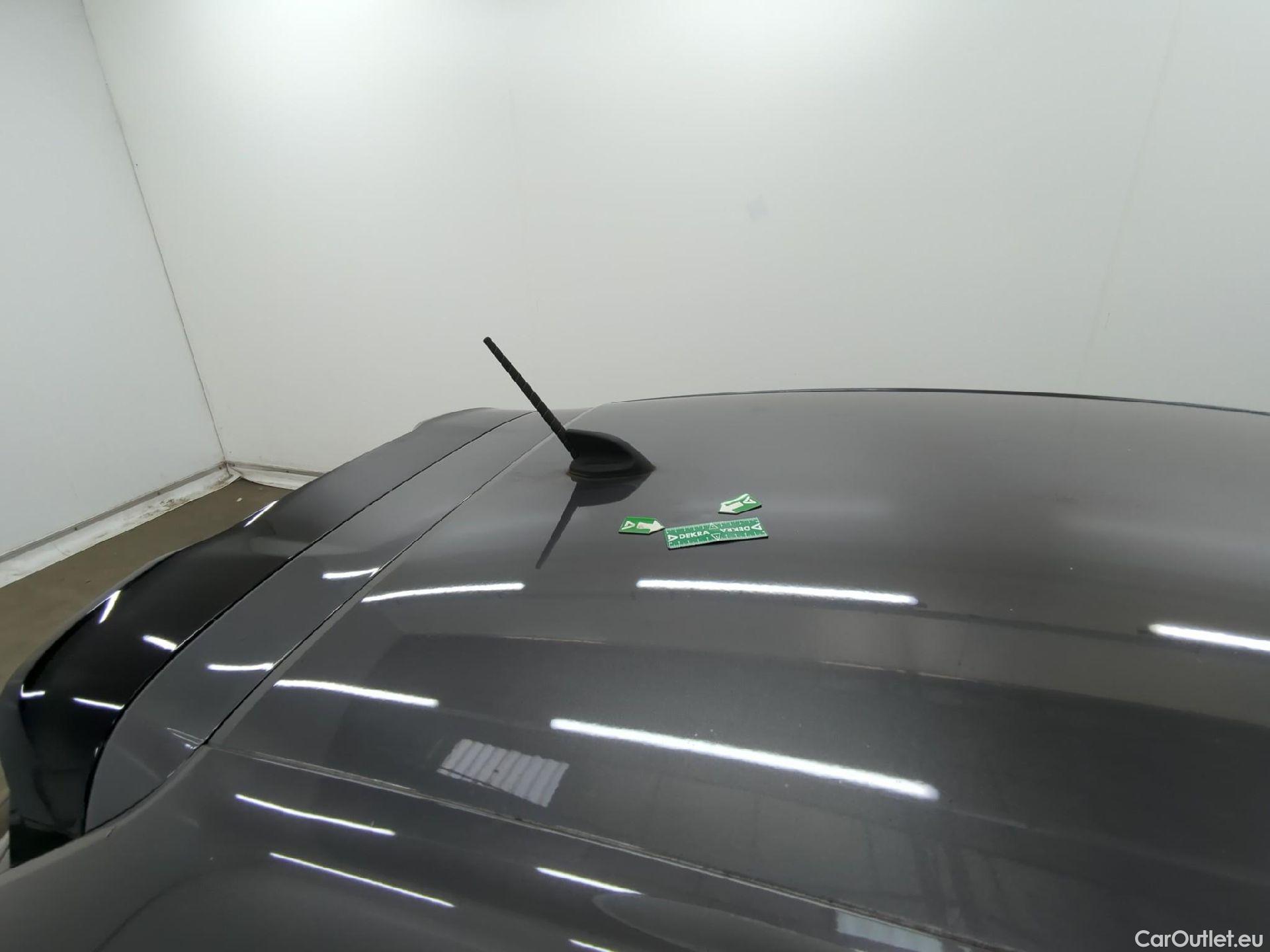  Peugeot  208  GT 1.2 PureTech 130CV BVA8 E6d #24