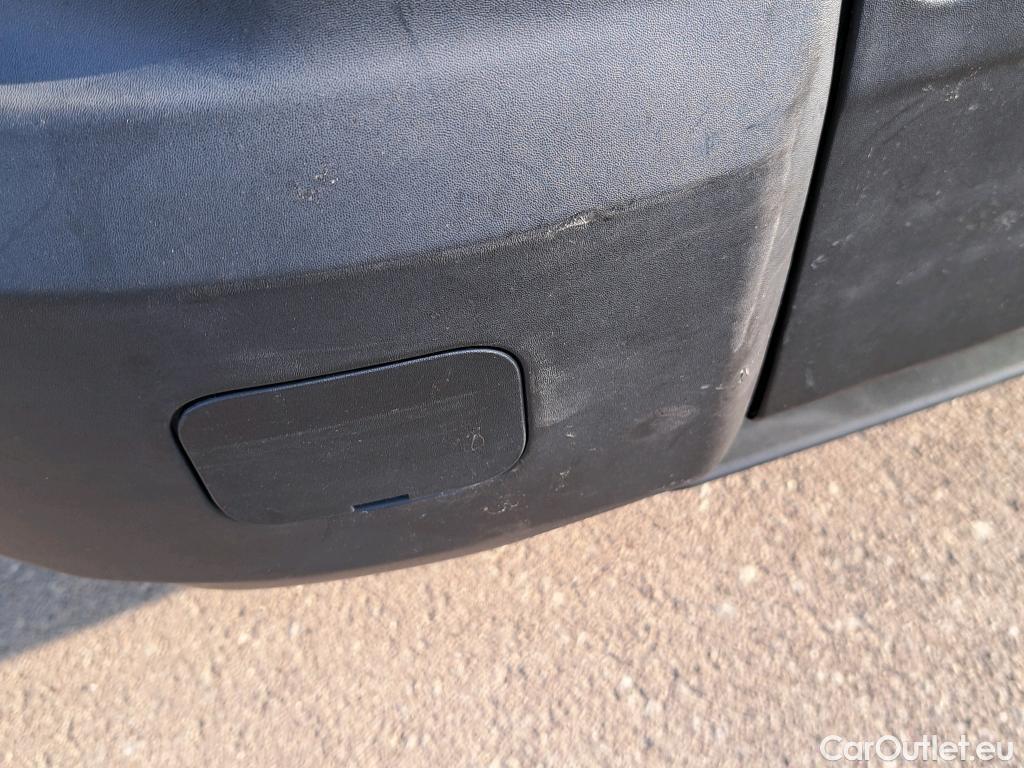  Citroen  Jumper  Kombi 30 L1H1 Blue-HDi 120 2.2 BlueHDi 120CV MT6 E6dT #26