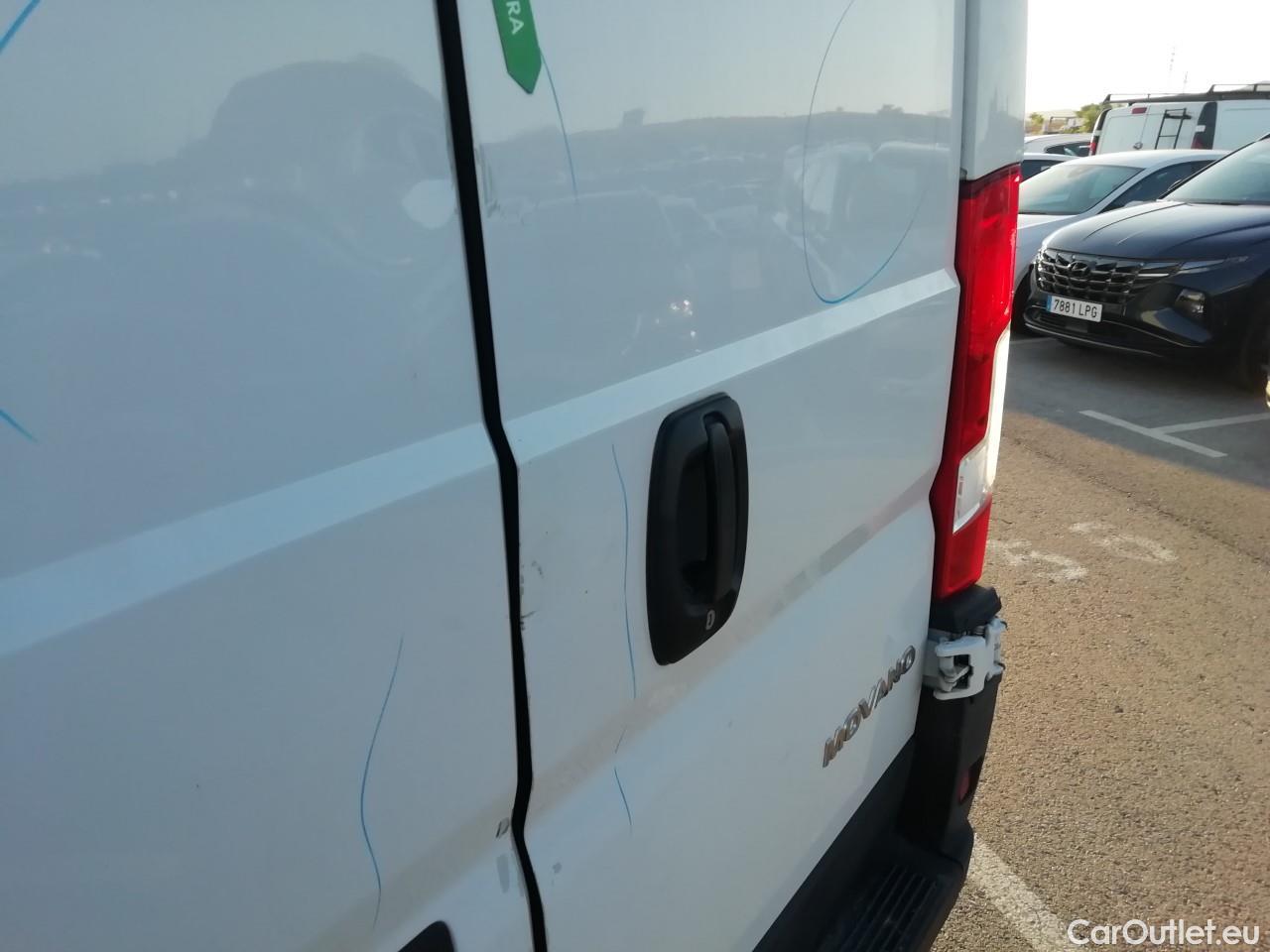  Opel  Movano OPEL  / 2021 / 4P / furgón Furgón Base L2H2 3.5T 2.2 BlueHDi 88kW #28