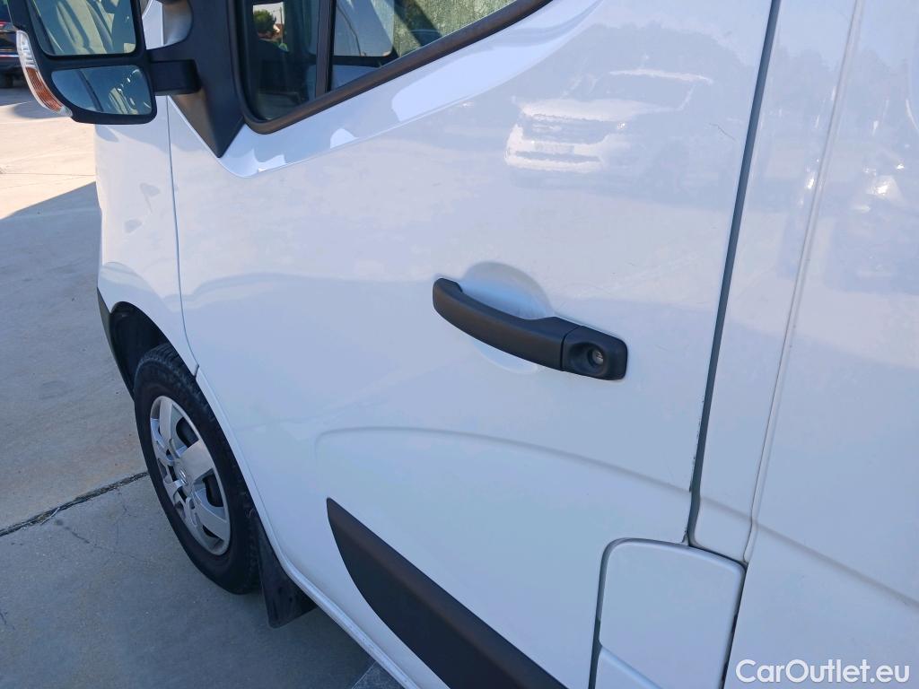  Nissan  NV400 NISSAN  / 2011 / 4P / furgón L3H2 3,5T 2.3dCi EU6 96kW FWD BASIC #21