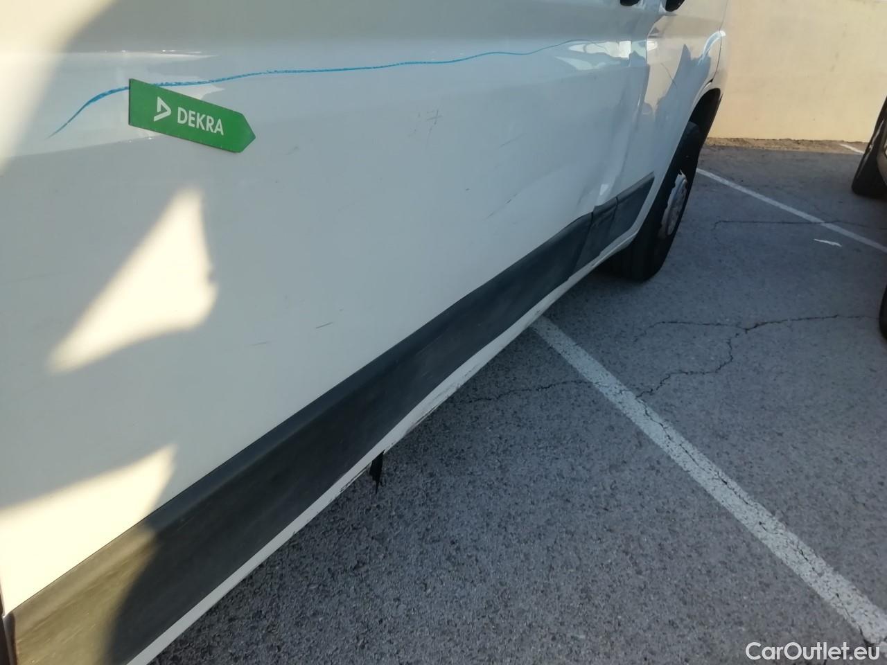  Opel  Movano OPEL  / 2021 / 4P / furgón Furgón Base L2H2 3.5T 2.2 BlueHDi 88kW #42
