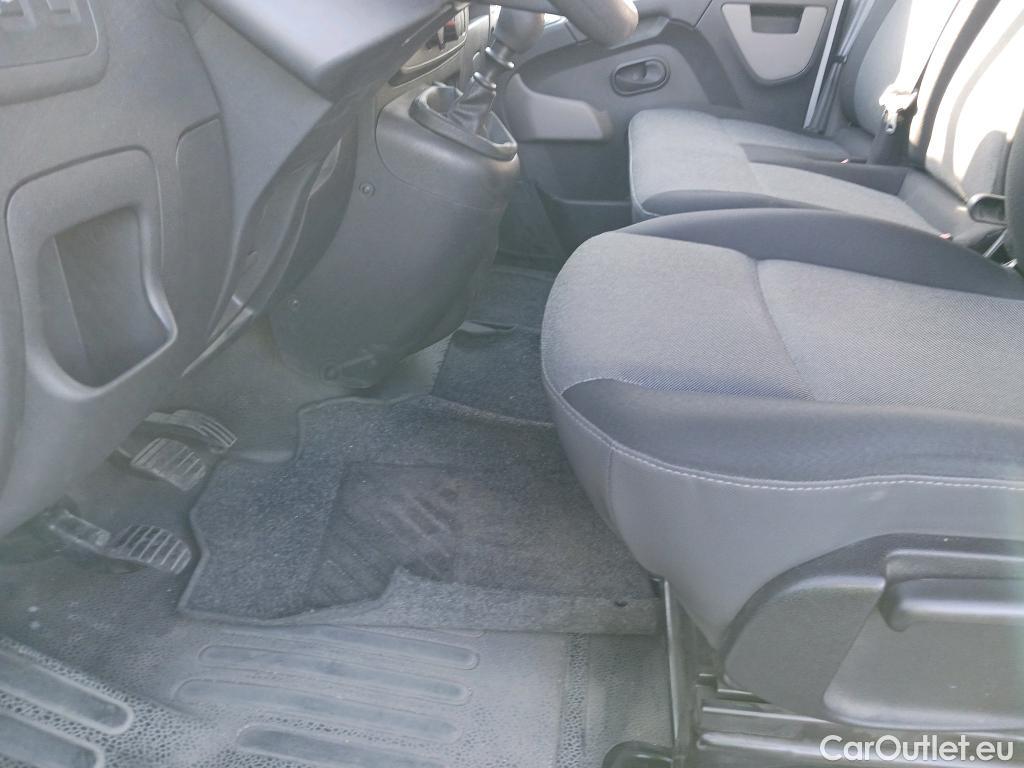  Nissan  NV400 NISSAN  / 2011 / 4P / furgón L3H2 3,5T 2.3dCi EU6 96kW FWD BASIC #18