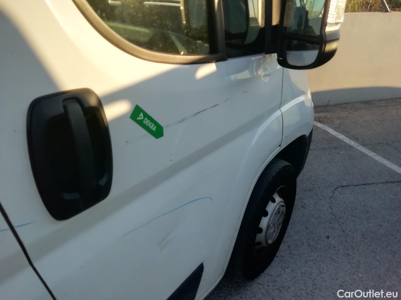  Opel  Movano OPEL  / 2021 / 4P / furgón Furgón Base L2H2 3.5T 2.2 BlueHDi 88kW #52