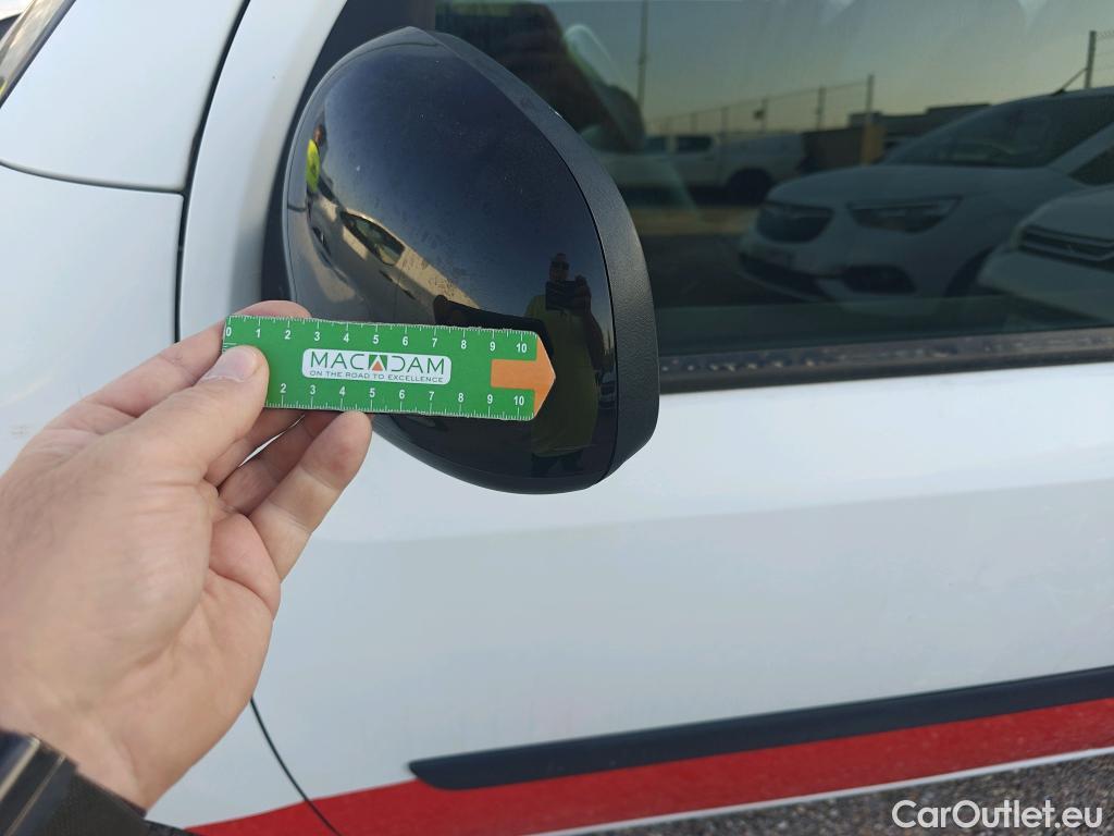  Renault  Kangoo  II Profesional 1.5 dCi 95CV MT6 E6dT #39