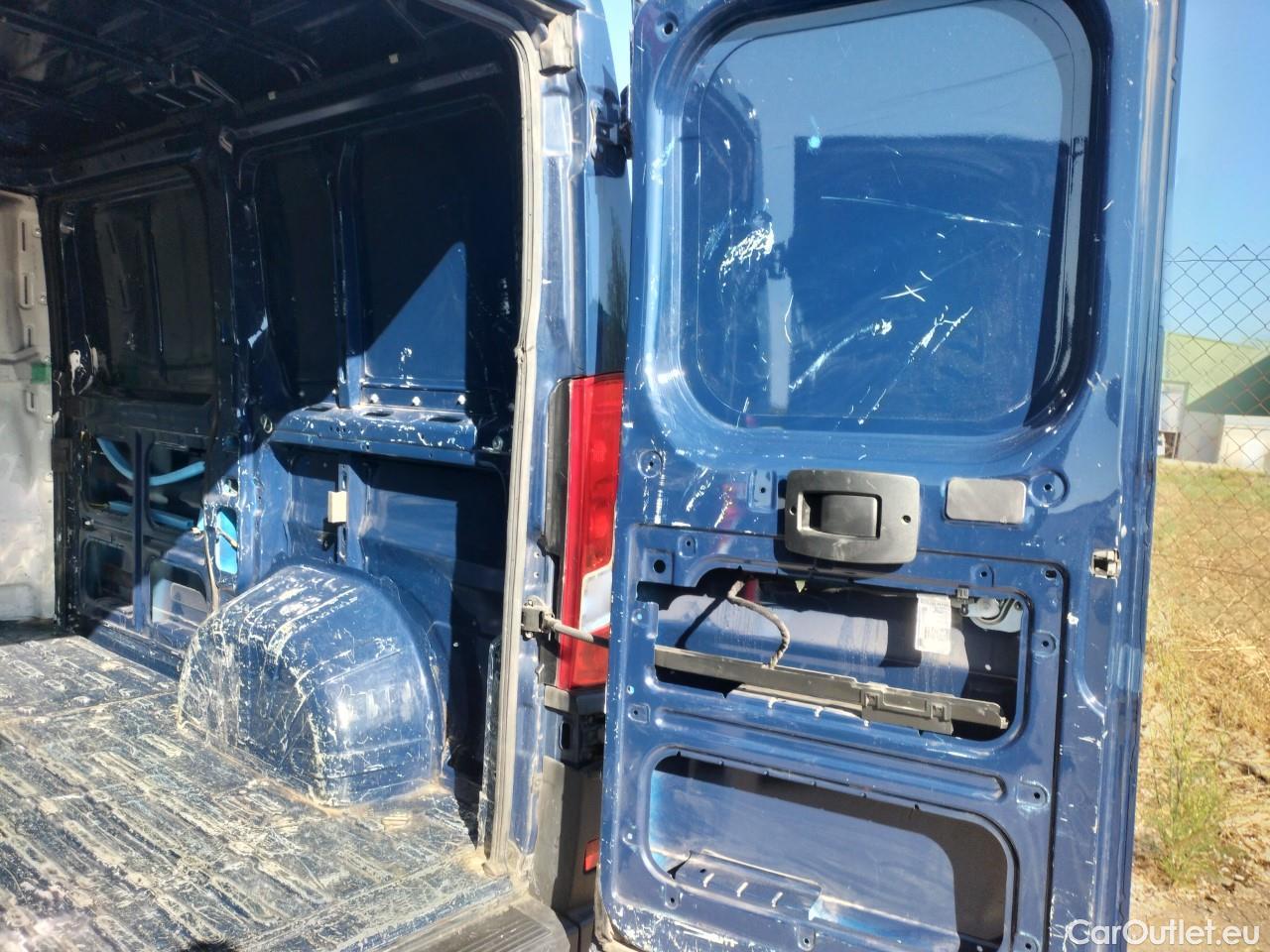  Peugeot  Boxer  Furgón 330 L1H1 Pro BlueHDi 120 Start&Stop HDi #74