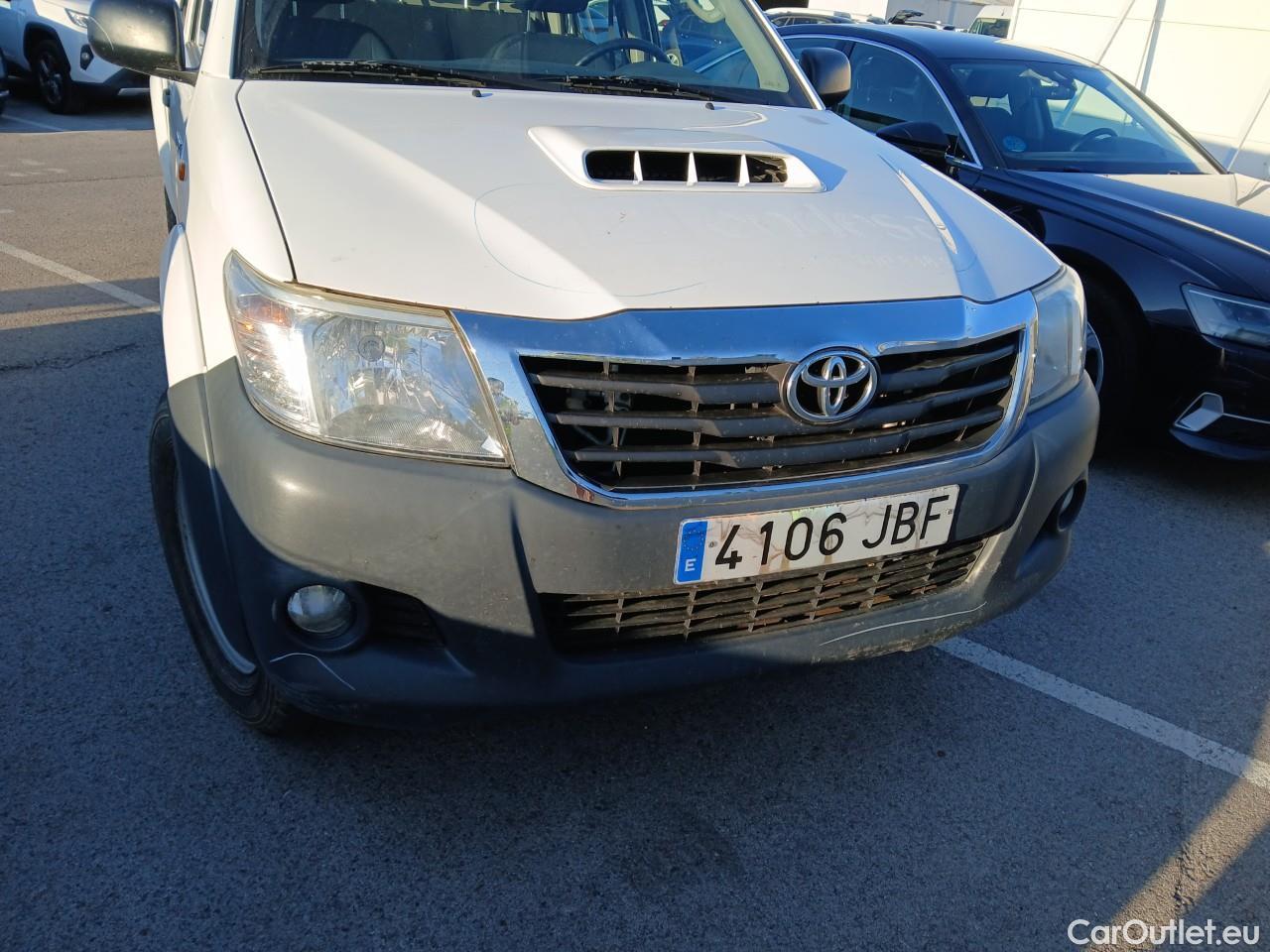  Toyota  Hilux TOYOTA  VU 4p 6G pickup 2.5 D-4D Doble Cabina GX 4x4 #6