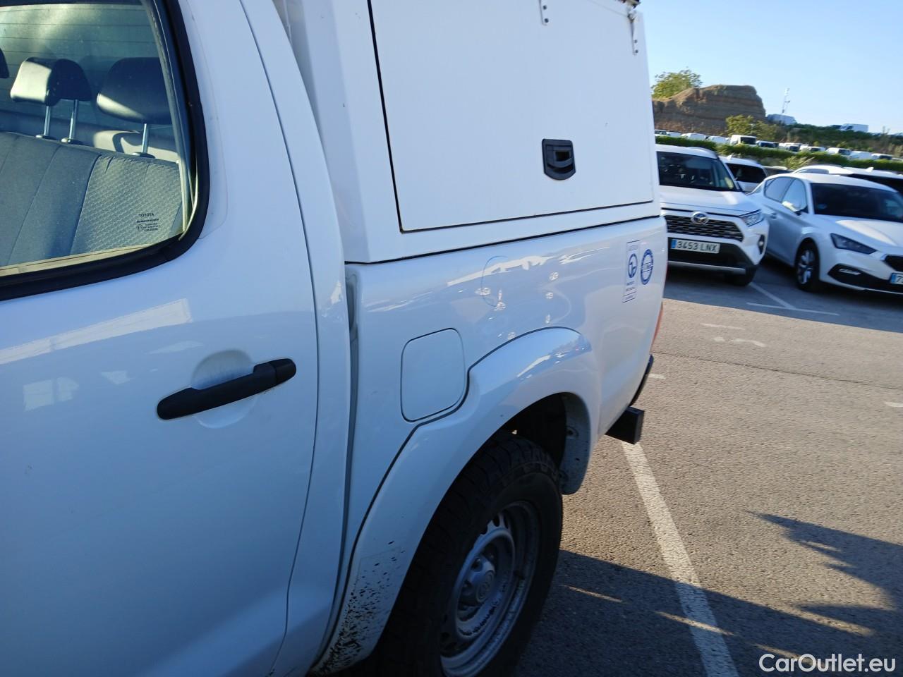  Toyota  Hilux TOYOTA  VU 4p 6G pickup 2.5 D-4D Doble Cabina GX 4x4 #16