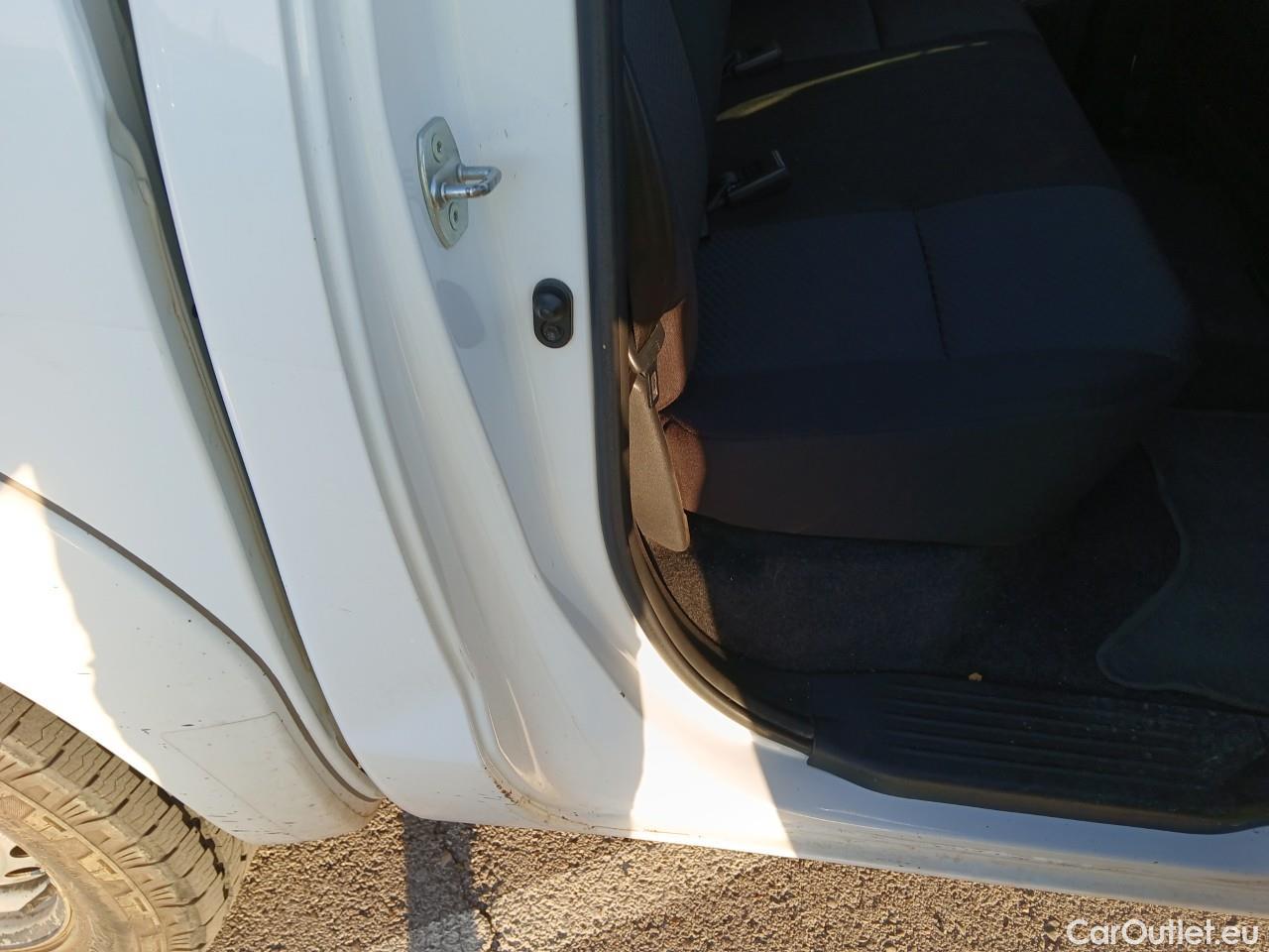  Toyota  Hilux TOYOTA  VU 4p 6G pickup 2.5 D-4D Doble Cabina GX 4x4 #1