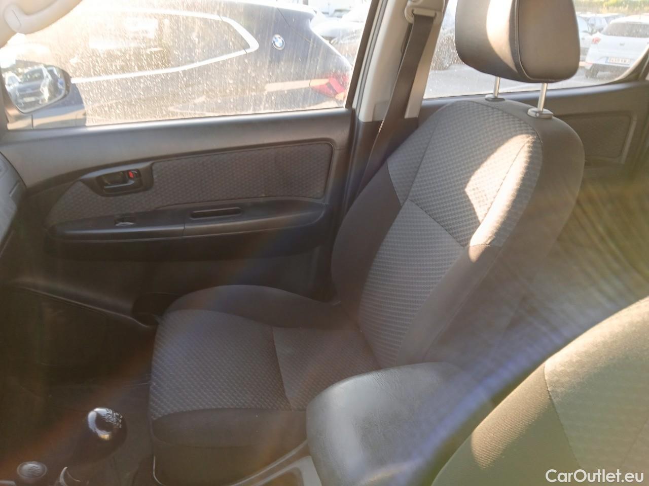  Toyota  Hilux TOYOTA  VU 4p 6G pickup 2.5 D-4D Doble Cabina GX 4x4 #5
