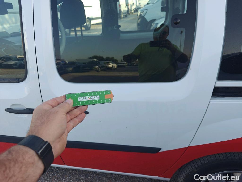  Renault  Kangoo  II Profesional 1.5 dCi 95CV MT6 E6dT #47