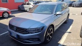  Volkswagen  Passat VIII 2019 Variant Diese Passat Variant 2.0 tdi Executive 150cv dsg Sequential Diesel  14 