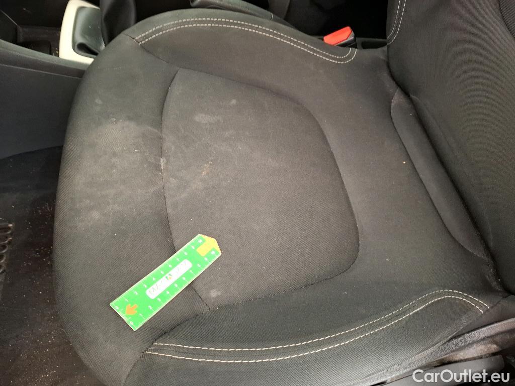 Renault  Captur  Business 0.9 TCe 90CV BVM5 E6 / TRANSFO VP/VF #53
