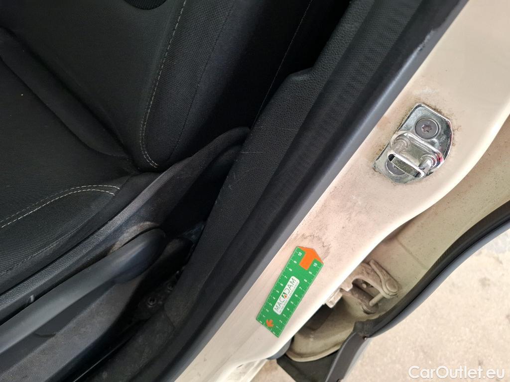  Renault  Captur  Business 0.9 TCe 90CV BVM5 E6 / TRANSFO VP/VF #36