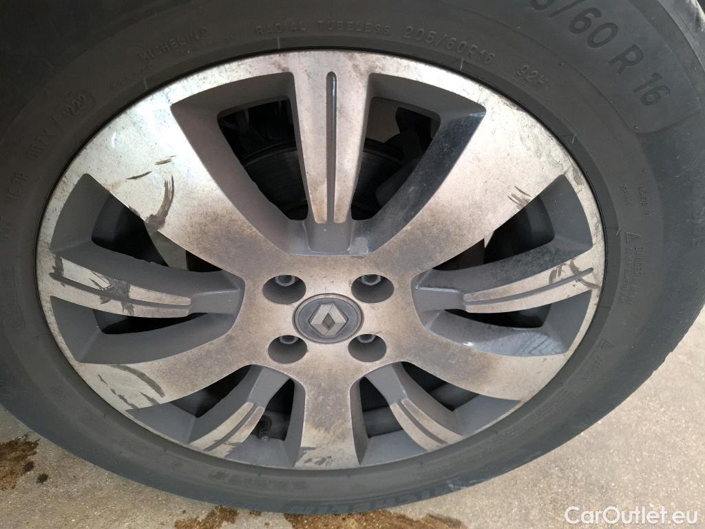  Renault  Captur  Business 0.9 TCe 90CV BVM5 E6 / TRANSFO VP/VF #19