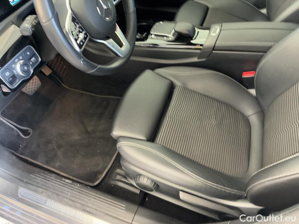  Mercedes  A-Klasse MERCEDES-BENZ Clase A / 2018 / 5P / berlina con portón A 250 e #20