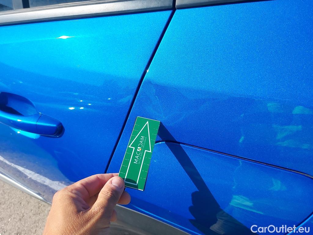 Peugeot  2008  Allure Pack 1.5 HDi 130CV AT8 E6d #8