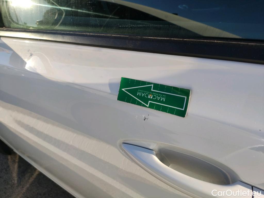  Peugeot  308  Style 1.5 HDi 100CV MT6 E6dT #10