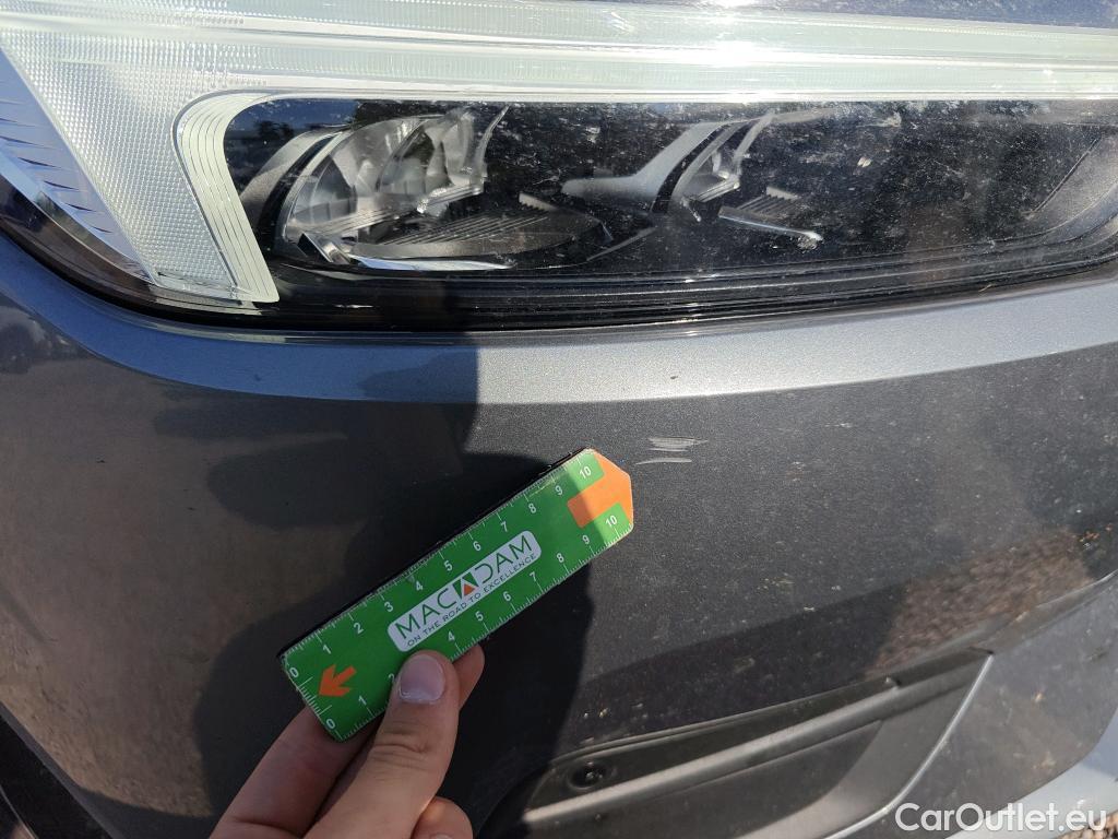  Volvo  XC60 VOLVO  / 2017 / 5P / todoterreno 2.0 B4 D Momentum Pro Auto #39