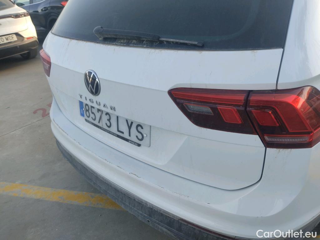  Volkswagen  Tiguan  Life 2.0 TDI 150CV AT7 E6d #30
