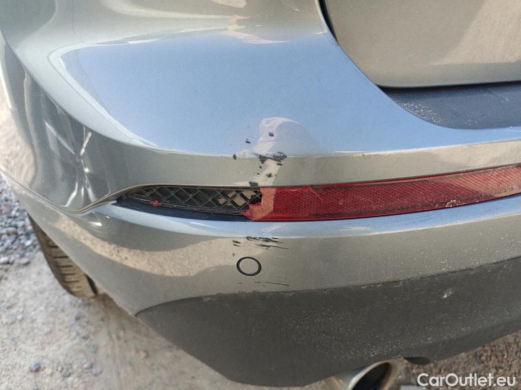  Volvo  XC60 VOLVO  / 2017 / 5P / todoterreno 2.0 B4 D Momentum Pro Auto #33