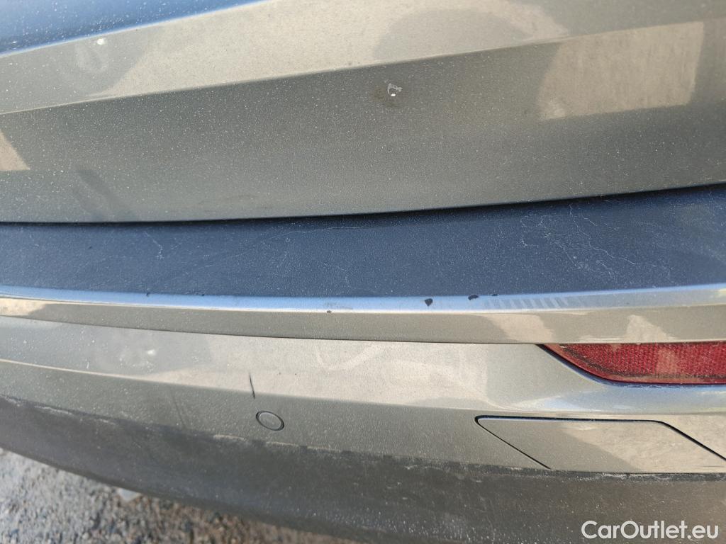  Volvo  XC60 VOLVO  / 2017 / 5P / todoterreno 2.0 B4 D Momentum Pro Auto #37