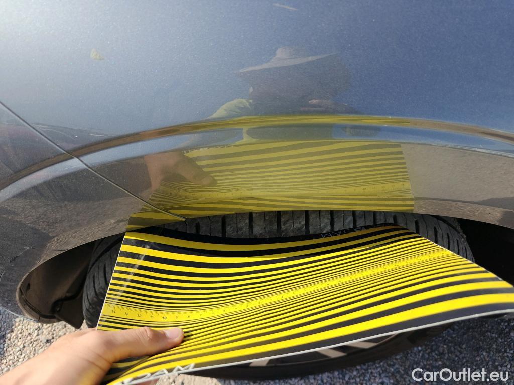  Volvo  XC60 VOLVO  / 2017 / 5P / todoterreno 2.0 B4 D Momentum Pro Auto #20