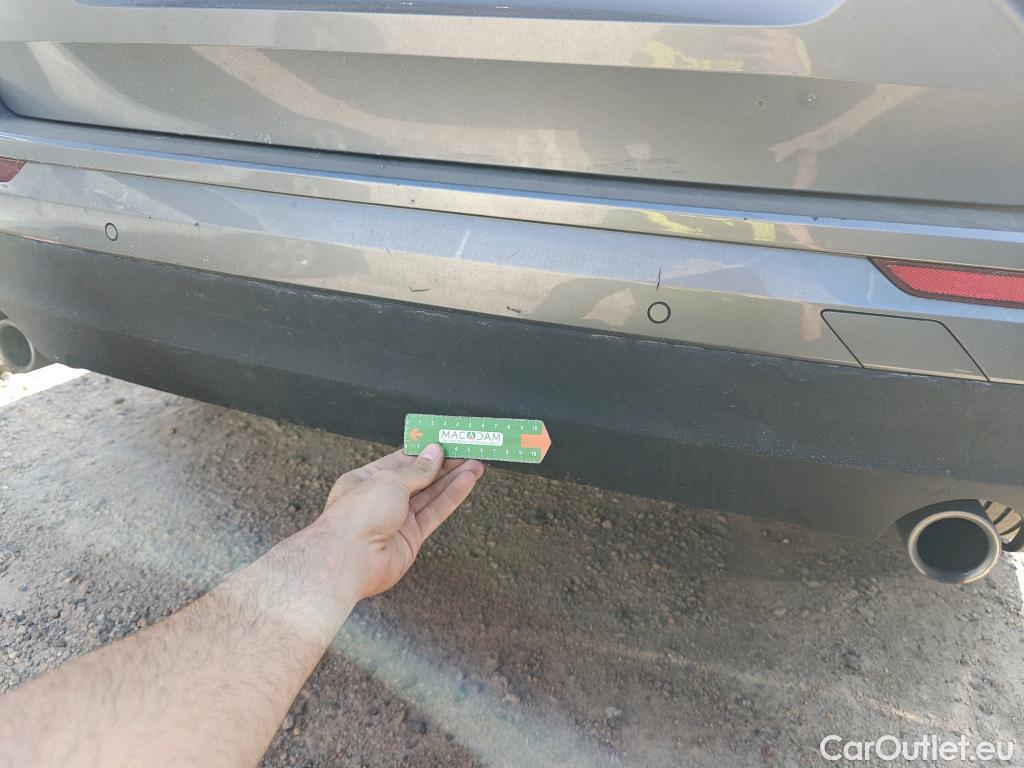  Volvo  XC60 VOLVO  / 2017 / 5P / todoterreno 2.0 B4 D Momentum Pro Auto #27