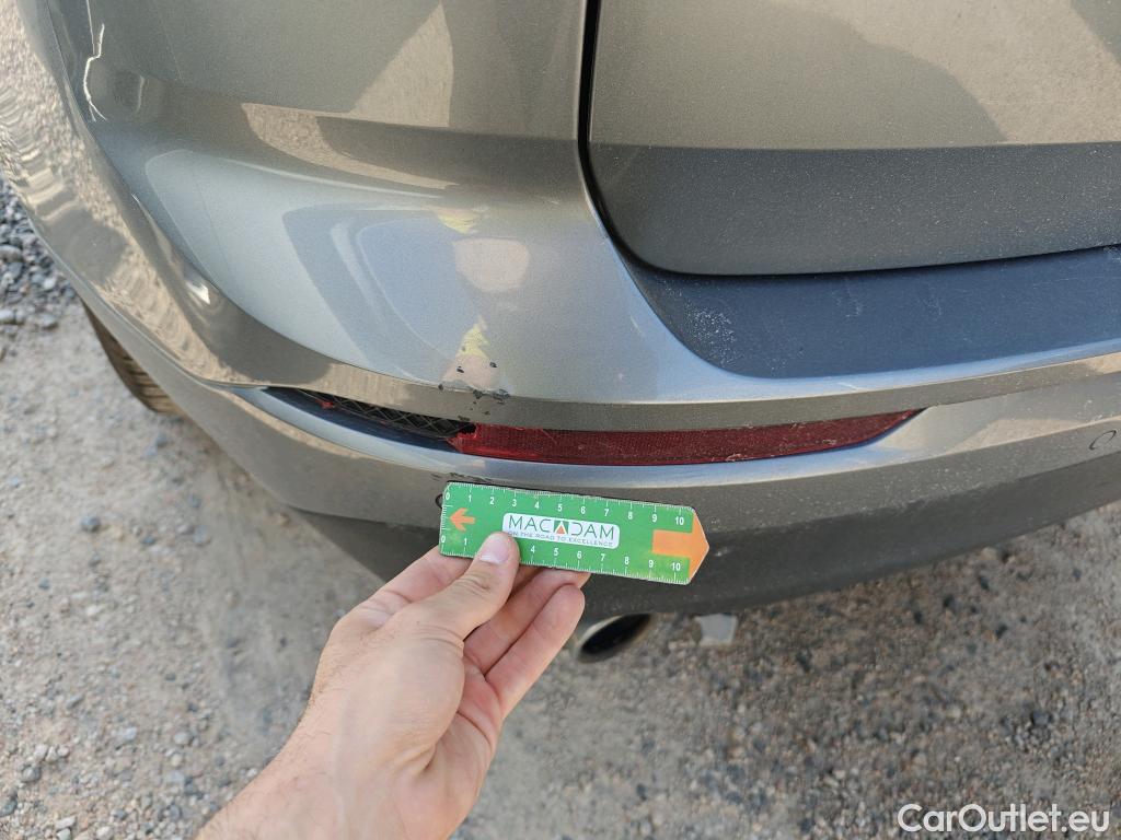 Volvo  XC60 VOLVO  / 2017 / 5P / todoterreno 2.0 B4 D Momentum Pro Auto #32