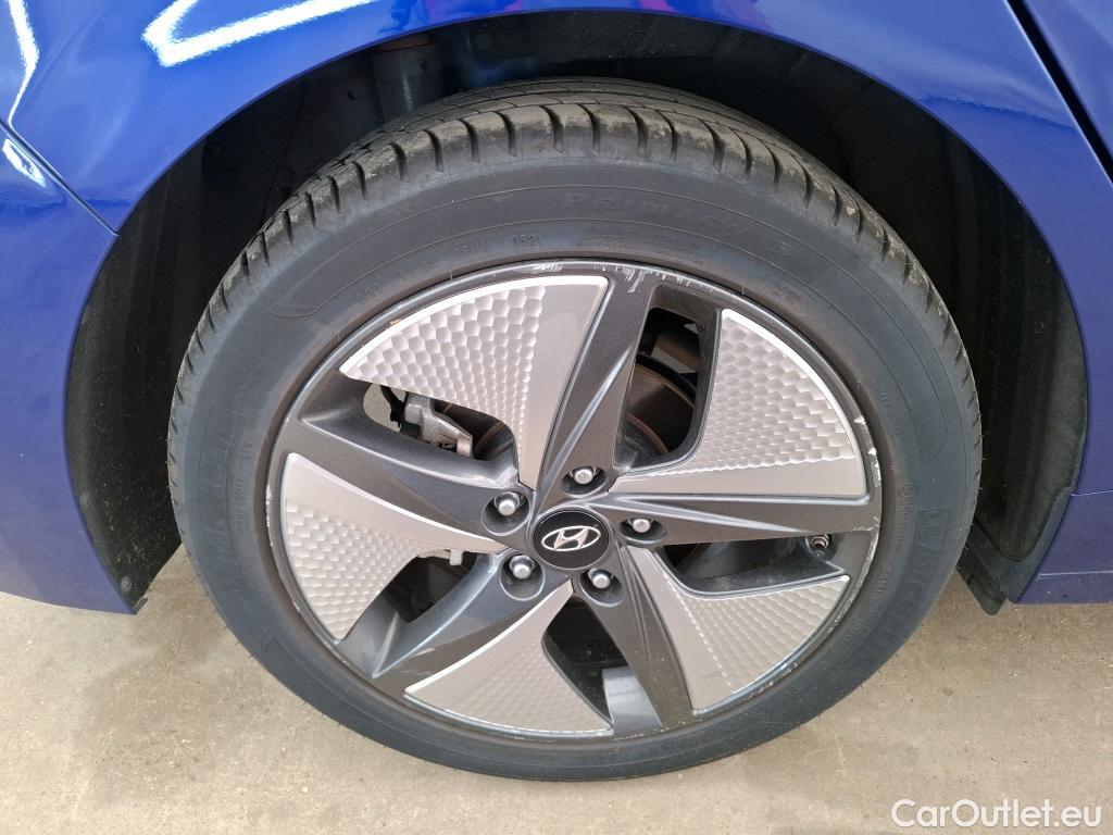  Hyundai   Ioniq HYUNDAI / 2019 / 5P / Berline Hybrid Creative #14