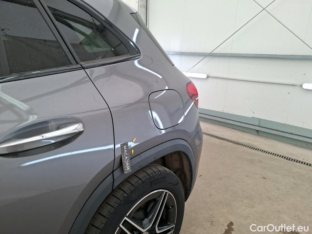  Mercedes  GLA MERCEDES-BENZ  / 2020 / 5P / SUV 1.3  250 e AMG LINE DCT #1