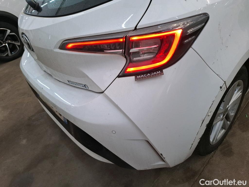  Toyota  Corolla TOYOTA  / 2018 / 5P / Berline Hybride 122h Dynamic Business Beyond Zer #4