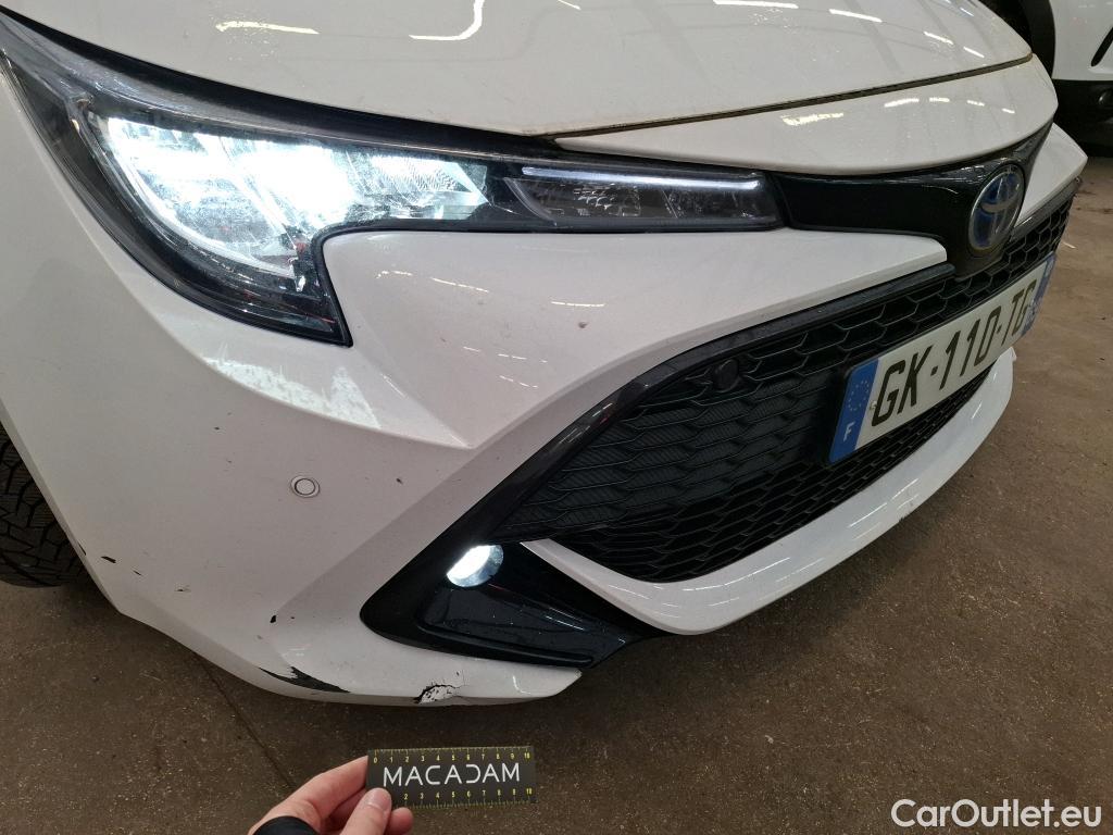  Toyota  Corolla TOYOTA  / 2018 / 5P / Berline Hybride 122h Dynamic Business Beyond Zer #1