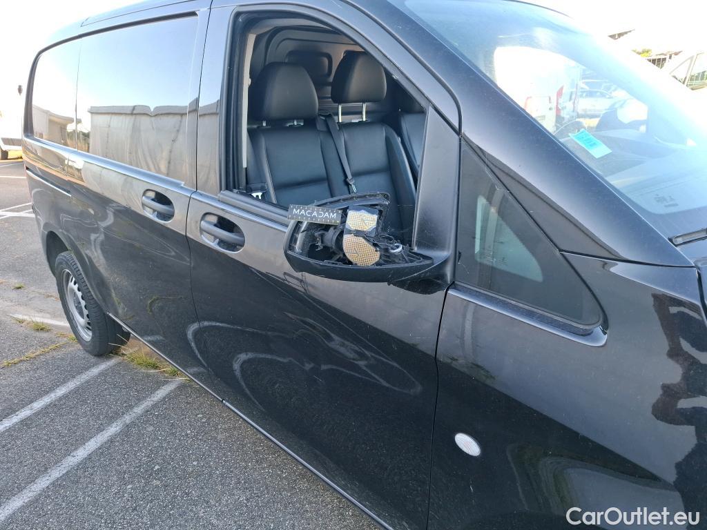 Mercedes  Vito MERCEDES-BENZ  Compact / 2020 / 4P / Fourgon tôlé 119 CDI Compact Pro #32