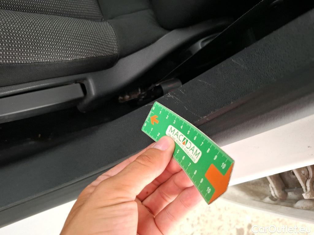  Citroen  C3 CITROEN  Société / 2016 / 5P / Berline PureTech 82 S&S BVM Feel Nav #4