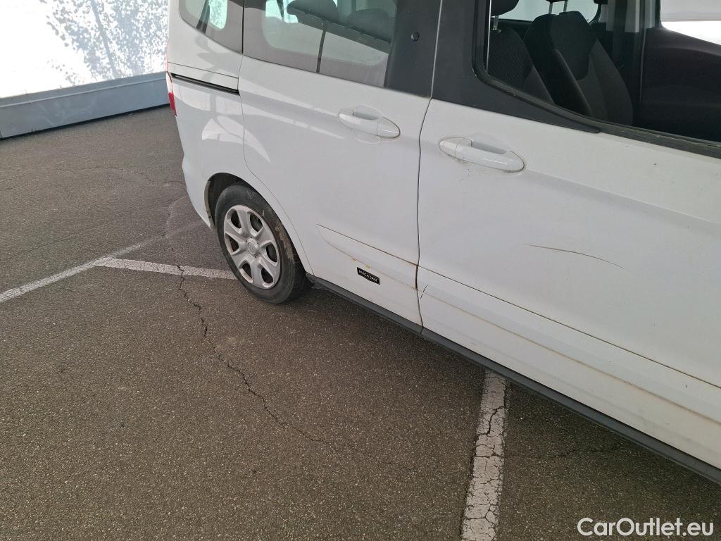  Ford  Tourneo FORD  Courier / 2018 / 5P / monospace 1.0E100 BV5 TREND #58