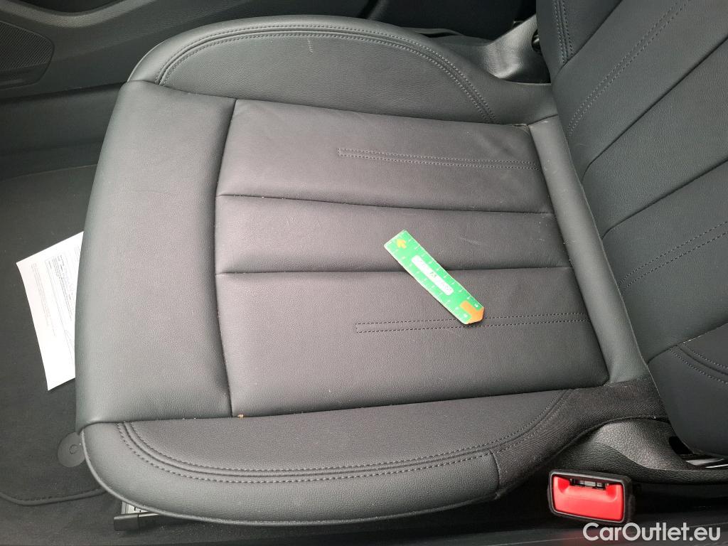  Audi  A4  Avant 30 TDI Business Line 2.0 TDI 135CV BVA7 E6d #12