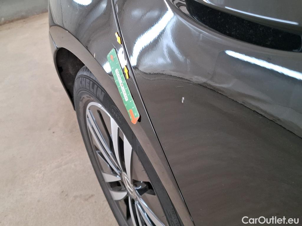  Mercedes  A-Klasse MERCEDES-BENZ Classe A 5p Berline A 200 Style Line 7G-DCT #23