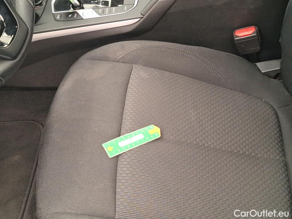  Bmw  Serie 1 Série 1 Berline 118 i Lounge 1.5 135CV BVA7 E6d #28
